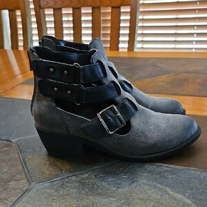 Stylish Gray Ankle Boots